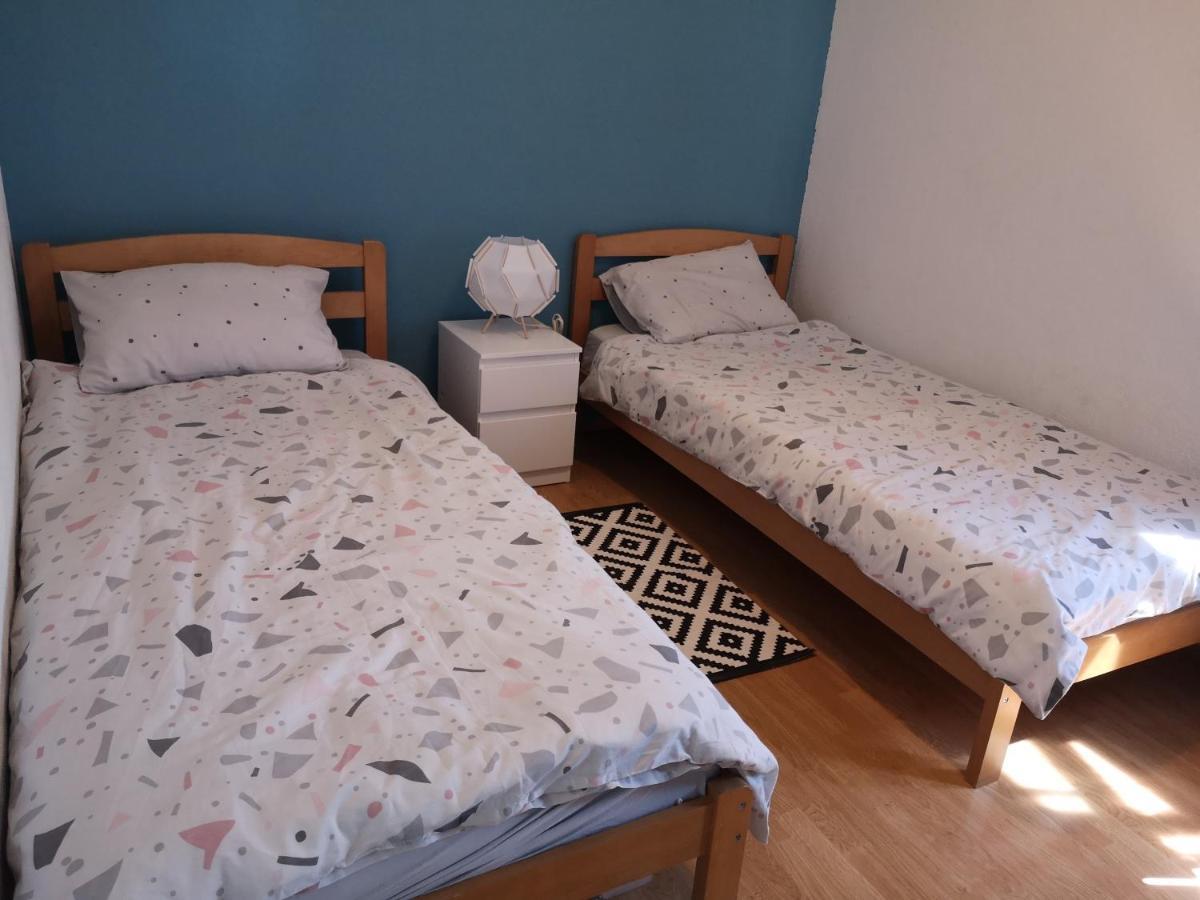 Apartmani Ljuba 로고즈니차 외부 사진
