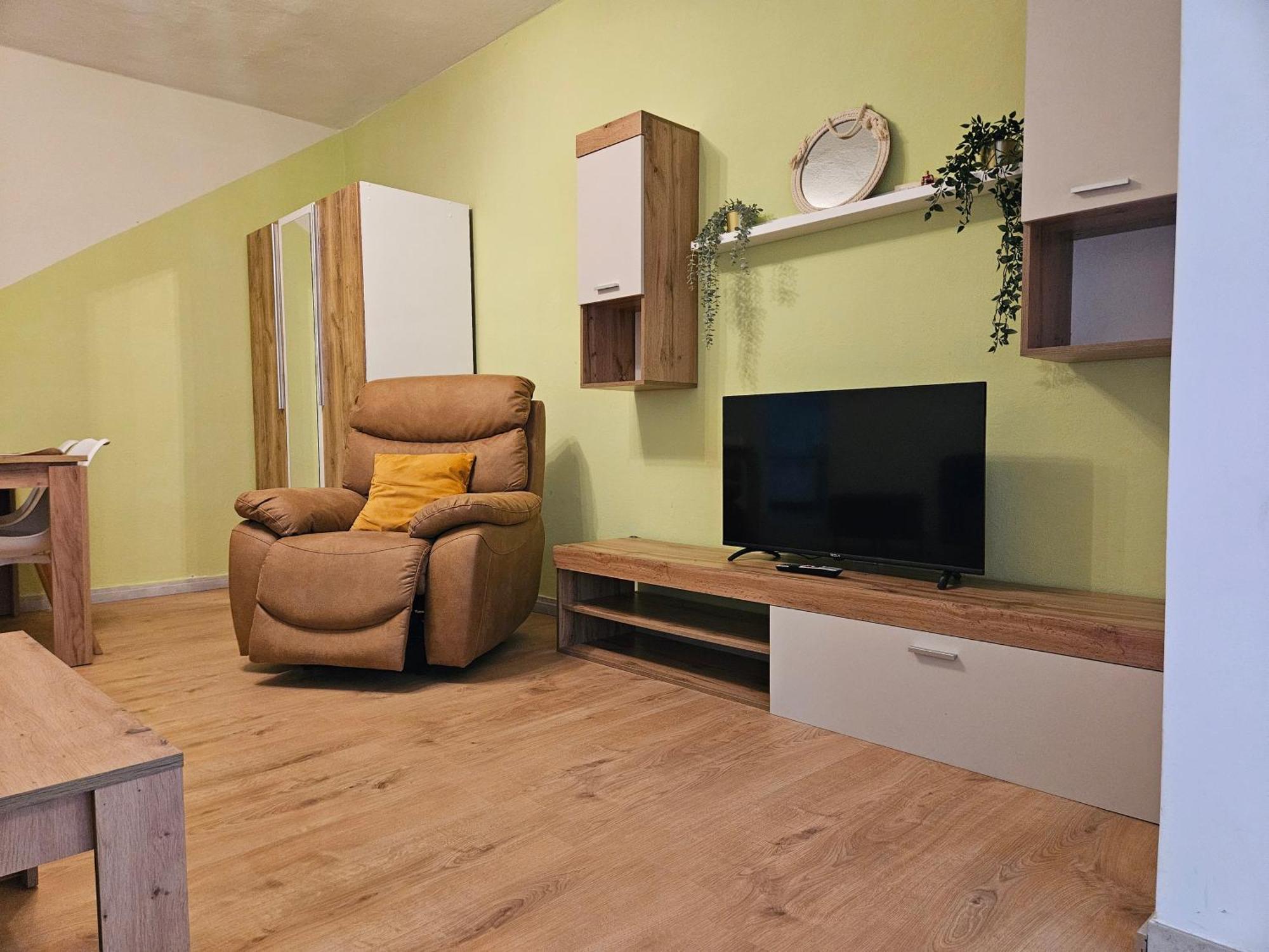 Apartmani Ljuba 로고즈니차 외부 사진